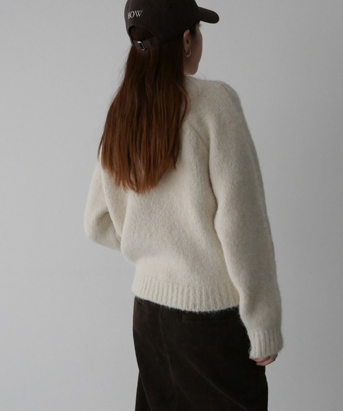 CANAL JEAN（キャナルジーン）の「El mar　アルパカ混ラグランニット（ニット/セーター・レディース・チャコールグレー/ブルー/ベージュ/ピンク・ONE SIZE）」の9枚目の写真