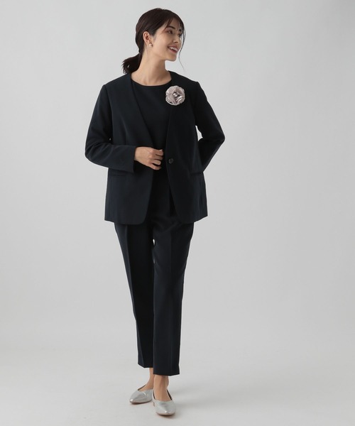 Elura（エルーラ）の「セレモニー&お祝いVネックジャケット（ノーカラージャケット・レディース・ブラック/ネイビー/グレイッシュベージュ・LARGE/MEDIUM/SMALL/X-LARGE）」の19枚目の写真