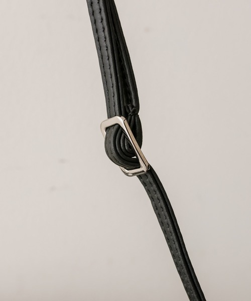 teresa cambi（テレサ・カンビ）の「【TERESA CAMBI(テレサカンビ)】ear別注/柄ショルダーバッグ（ショルダーバッグ・レディース・ネイビー/レッド・FREE）」の12枚目の写真