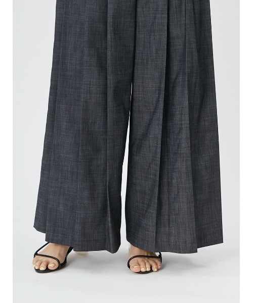 FRAY I.D（フレイアイディー）の「ハイウエストスリータックプリーツパンツ（その他パンツ・レディース・アイボリー/インディゴブルー/ブラック・0/1）」の10枚目の写真