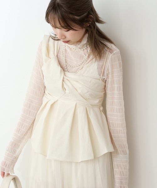 AO2(アオズ)の「Asymmetric design bustier / アシンメトリーデザインビスチェ(ベスト・レディース・ベビーピンク/アイボリー/ベージュ・FREE)」の16枚目の写真