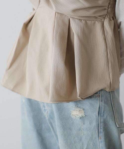 AO2(アオズ)の「Asymmetric design bustier / アシンメトリーデザインビスチェ(ベスト・レディース・ベビーピンク/アイボリー/ベージュ・FREE)」の9枚目の写真