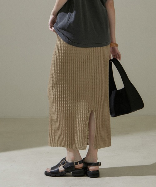 SALON adam et rope'（サロン アダム エ ロペ）の「【WEB限定】リブシアーナロースカート【セットアップ対応】（スカート・レディース・ベージュ/グレー/ネイビー・FREE）」の2枚目の写真