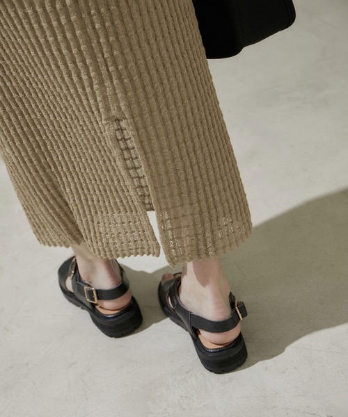 SALON adam et rope'（サロン アダム エ ロペ）の「【WEB限定】リブシアーナロースカート【セットアップ対応】（スカート・レディース・ベージュ/グレー/ネイビー・FREE）」の11枚目の写真