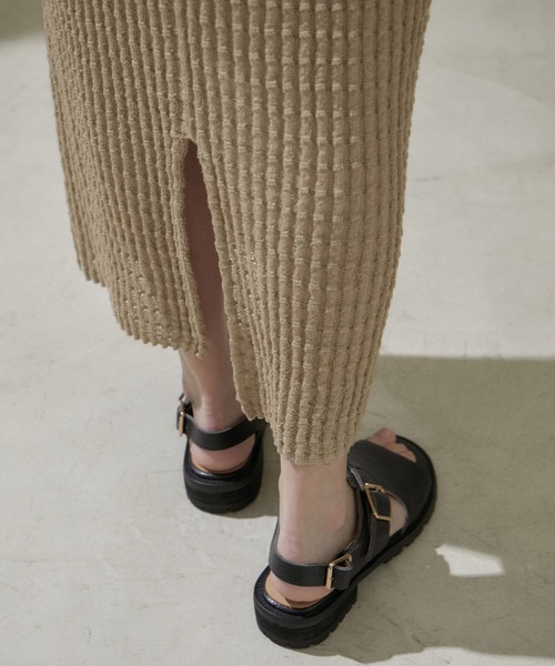 SALON adam et rope'（サロン アダム エ ロペ）の「【WEB限定】リブシアーナロースカート【セットアップ対応】（スカート・レディース・ベージュ/グレー/ネイビー・FREE）」の20枚目の写真