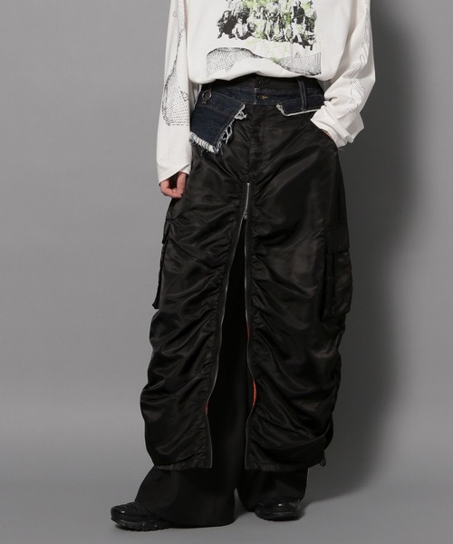 Anui（アニュイ）の「【UNISEX/2サイズ展開】MA1レイヤードスカート（スカート・レディース・ブラック/グレー・MEDIUM/SMALL）」の10枚目の写真