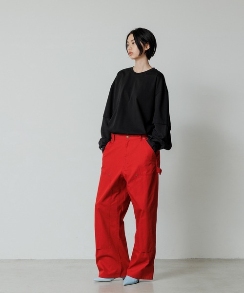 ADAM ET ROPE'(アダムエロペ)の「【WEB限定】アーム スイッチ ロングスリーブ カットソー / ルーズシルエット / ユニセックス(Tシャツ/カットソー・メンズ・ブラック/ネイビー/オフホワイト・S/M/L)」の18枚目の写真