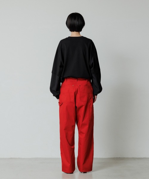 ADAM ET ROPE'(アダムエロペ)の「【WEB限定】アーム スイッチ ロングスリーブ カットソー / ルーズシルエット / ユニセックス(Tシャツ/カットソー・メンズ・ブラック/ネイビー/オフホワイト・S/M/L)」の21枚目の写真