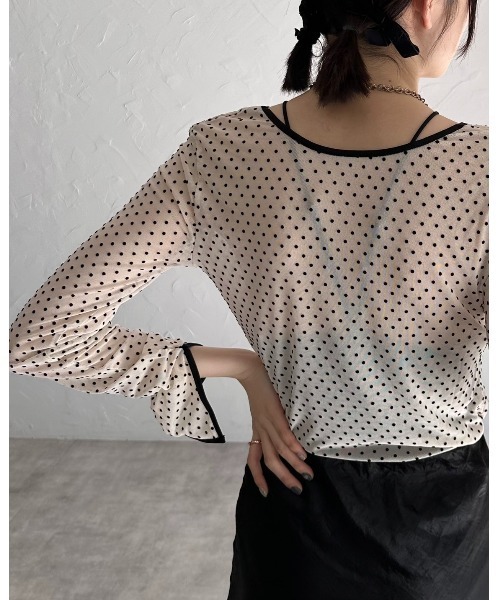 leimn（レイムン）の「フロッキードットシアートップス（Tシャツ/カットソー・レディース・ベージュ/ブラック・M）」の3枚目の写真