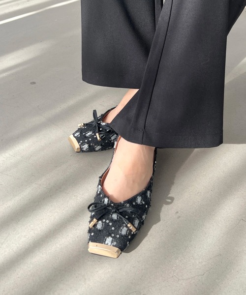 Olu.（オルドット）の「スクエアトゥデニムパンプス（パンプス・レディース・ダークブルー/ライトブルー・39/37/35）」の9枚目の写真