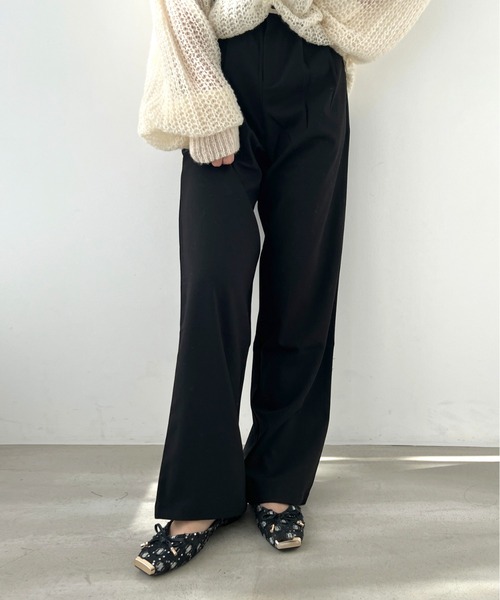 Olu.（オルドット）の「スクエアトゥデニムパンプス（パンプス・レディース・ダークブルー/ライトブルー・39/37/35）」の12枚目の写真