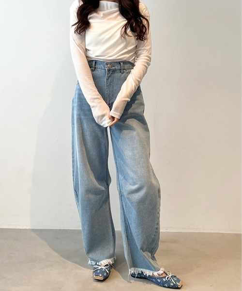 Olu.（オルドット）の「スクエアトゥデニムパンプス（パンプス・レディース・ダークブルー/ライトブルー・39/37/35）」の15枚目の写真