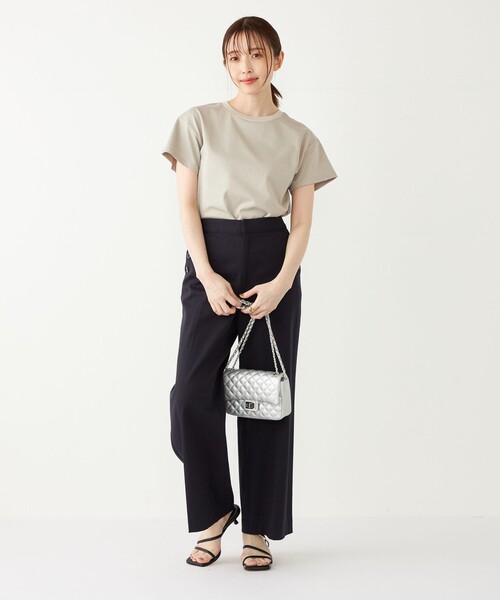 SHIPS Colors(シップス カラーズ)の「SHIPS Colors:天竺 ショートスリーブ ベーシック TEE◇(Tシャツ/カットソー・レディース・ブラック/オフホワイト/ライトグリーン/ラベンダー・ONE SIZE)」の22枚目の写真