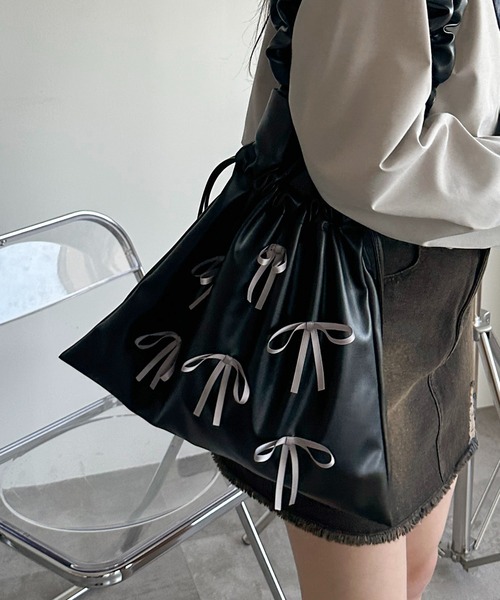 apres jour mignon（アプレジュールミニョン）の「【apres jour mignon SOIE】リボンバッグ【ZOZOTOWN限定アイテム】（トートバッグ・レディース・ブラック/シルバー・フリー）」の7枚目の写真