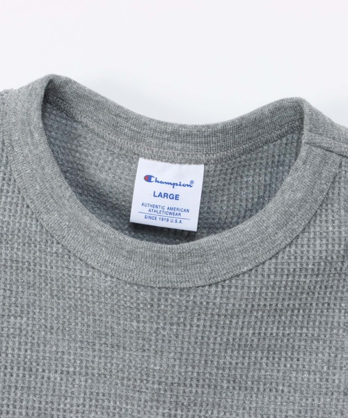 Champion(チャンピオン)の「ワンポイントロゴワッフルSHORT SLEEVE T-SHIRT(Tシャツ/カットソー・メンズ・ブラック/グレー/ネイビー/ホワイト・M/L/XL)」の6枚目の写真