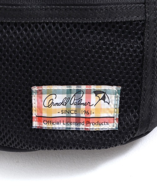 Arnold Palmer(アーノルドパーマー)の「メッシュ コンビ ショルダーバッグ(ショルダーバッグ・レディース・ブラック/グリーン/ブルー・F)」の7枚目の写真
