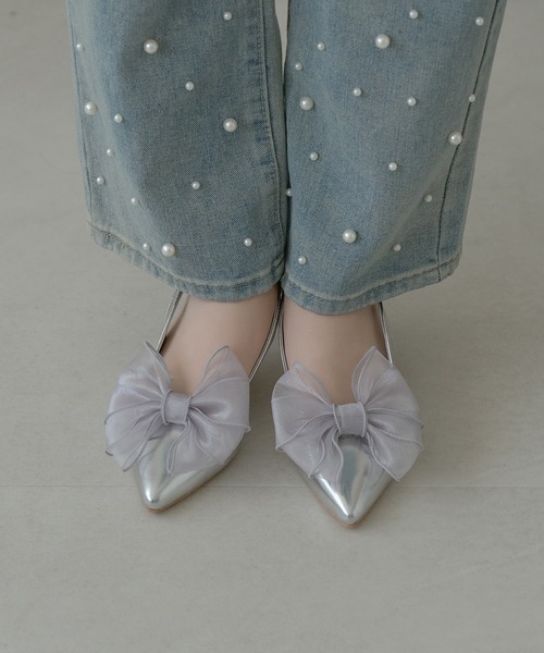 Ambre Neige(アンブルネージュ)の「2way tulle ribbon back strap pumps / 2wayチュールリボンバックストラップパンプス(パンプス・レディース・シルバー/ブラック/アイボリー/ブラック系その他・LARGE/MEDIUM)」の5枚目の写真