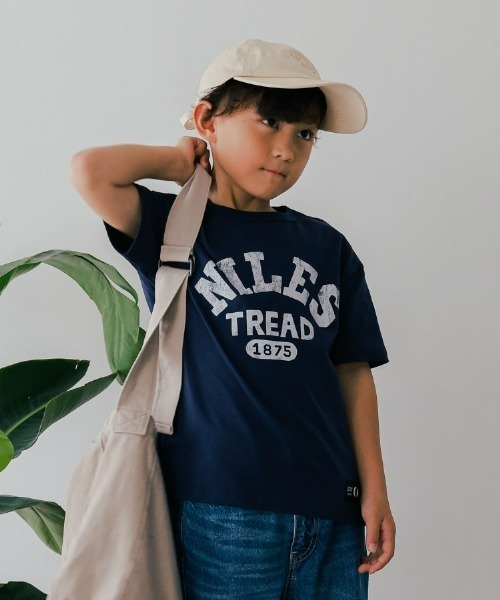 ZERO standerd(ゼロスタンダード)の「ZERO standard/ゼロスタンダード プリントTシャツ(Tシャツ/カットソー・キッズ・ブラック/ブルー系その他5/グレー系その他/ブラック系その他2/オフホワイト/グレー/チャコールグレー/ホワイト系その他2/ブラック系その他/グレー系その他6/ネイビー/ベージュ/ホワイト系その他/ベージュ系その他/ホワイト系その他3・100cm/110cm/120cm/130cm/140cm/150cm/160cm)」の15枚目の写真