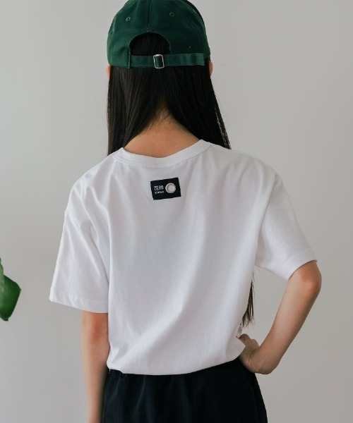 ZERO standerd(ゼロスタンダード)の「ZERO standard/ゼロスタンダード プリントTシャツ(Tシャツ/カットソー・キッズ・ブラック/ブルー系その他5/グレー系その他/ブラック系その他2/オフホワイト/グレー/チャコールグレー/ホワイト系その他2/ブラック系その他/グレー系その他6/ネイビー/ベージュ/ホワイト系その他/ベージュ系その他/ホワイト系その他3・100cm/110cm/120cm/130cm/140cm/150cm/160cm)」の17枚目の写真