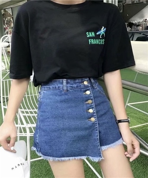 Dream garden(ドリームガーデン)の「ラップスカート風ショート丈デニムパンツ(デニムパンツ・レディース・ブルー/ブラック/アイボリー・S/M/L/XL/2XL)」の13枚目の写真