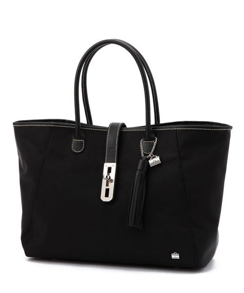 LA BAGAGERIE（ラバガジェリー）の「おむすびトートバッグ Mサイズ（トートバッグ・レディース・ブラック/グリーン系カモフラージュ/カモフラージュ/ネイビー・FREE）」の2枚目の写真