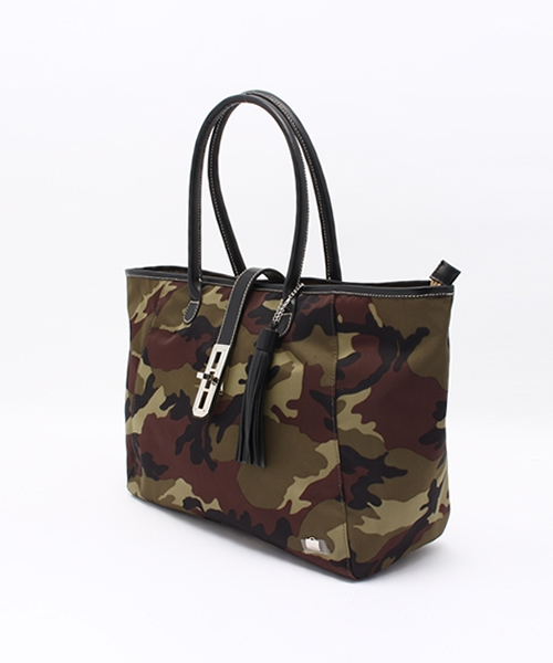 LA BAGAGERIE（ラバガジェリー）の「おむすびトートバッグ Mサイズ（トートバッグ・レディース・ブラック/グリーン系カモフラージュ/カモフラージュ/ネイビー・FREE）」の5枚目の写真