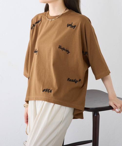 手描き風ロゴ刺繍ハーフスリーブTシャツ（Tシャツ/カットソー