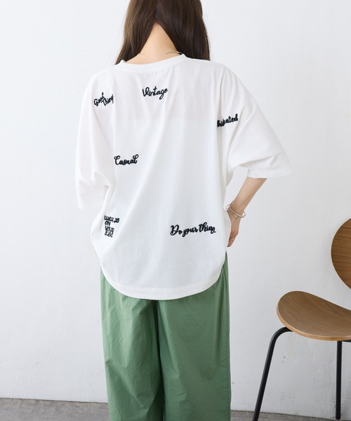 PUAL CE CIN(ピュアルセシン)の「手描き風ロゴ刺繍ハーフスリーブTシャツ(Tシャツ/カットソー・レディース・グレー/オフホワイト/ブラウン・FREE)」の7枚目の写真