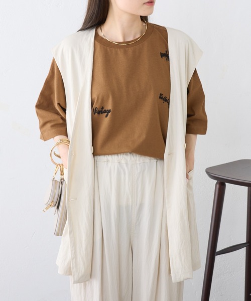 PUAL CE CIN(ピュアルセシン)の「手描き風ロゴ刺繍ハーフスリーブTシャツ(Tシャツ/カットソー・レディース・グレー/オフホワイト/ブラウン・FREE)」の16枚目の写真