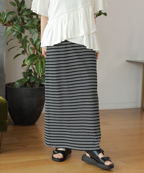 LEPSIM(レプシィム)の「ボーダーワッフルスカート 122058(スカート・レディース・ブラック/アイボリー・FREE)」の8枚目の写真