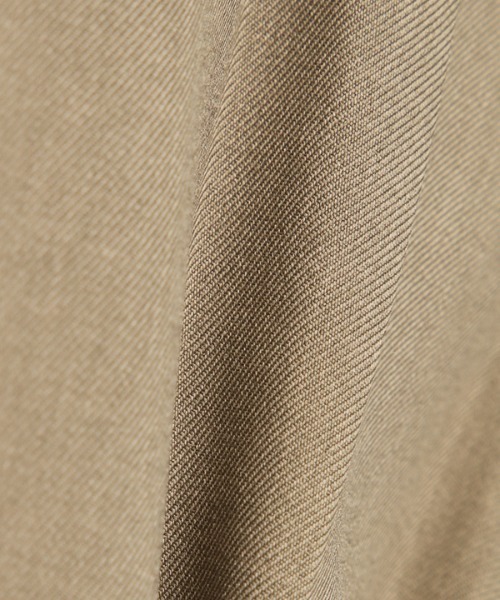 1chaku.（イッチャク）の「ウエストタックワンピース（ワンピース・レディース・チャコールグレー/サンドグレー/モカ/ブラック/ブルー/ナチュラル/サンドベージュ/ブルーグレー・マルチサイズ）」の9枚目の写真