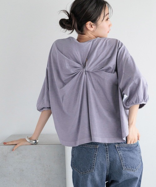 LOWRYS FARM（ローリーズファーム）の「ピグメントネジリＳＳ  133885（Tシャツ/カットソー・レディース・チャコールグレー/アイボリー/パープル・FREE）」の4枚目の写真