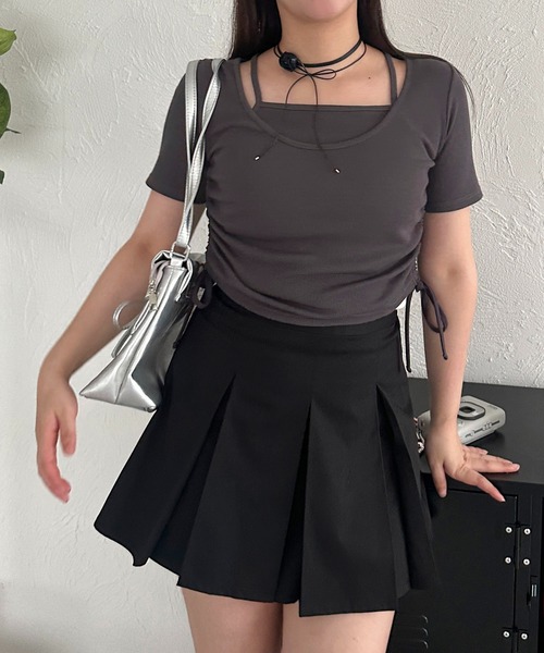 apres jour mignon（アプレジュールミニョン）の「【apresjour mignon SOIE】レイヤード風トップス【ZOZOTOWN限定アイテム】（Tシャツ/カットソー・レディース・チャコールグレー/アイボリー/ブラック/レッド・X-LARGE/フリー）」の22枚目の写真