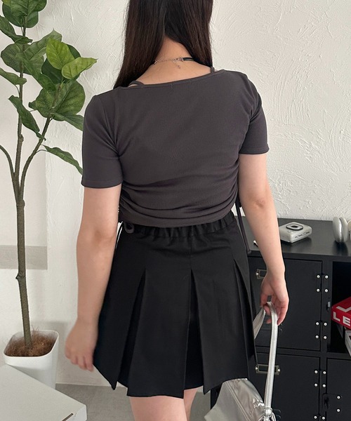 apres jour mignon（アプレジュールミニョン）の「【apresjour mignon SOIE】レイヤード風トップス【ZOZOTOWN限定アイテム】（Tシャツ/カットソー・レディース・チャコールグレー/アイボリー/ブラック/レッド・X-LARGE/フリー）」の18枚目の写真