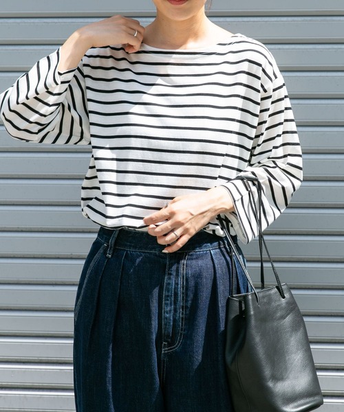 FORK&SPOON（フォークアンドスプーン）の「FORK&SPOON　ボートネックカットソー（Tシャツ/カットソー・レディース・ブルー系その他/ブラック系その他/レッド系その他・1）」の2枚目の写真