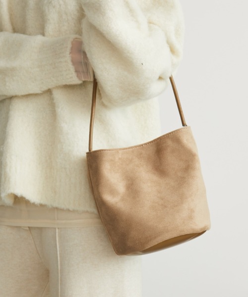 Aunt Marie's（アントマリーズ）の「スエードドワンハンドルバッグ（ハンドバッグ・レディース・ブラック/ベージュ/レッド・FREE）」の16枚目の写真