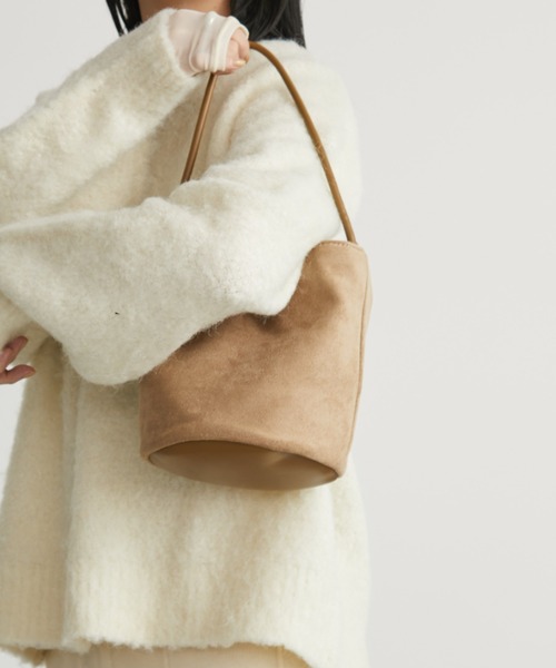 Aunt Marie's（アントマリーズ）の「スエードドワンハンドルバッグ（ハンドバッグ・レディース・ブラック/ベージュ/レッド・FREE）」の17枚目の写真