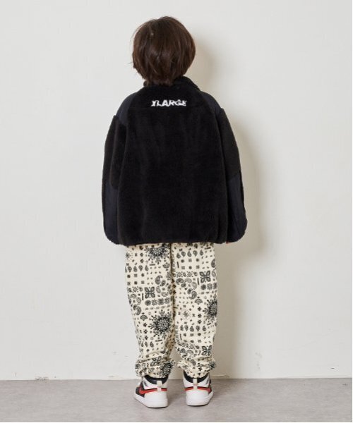XLARGE KIDS(エクストララージキッズ)の「総柄ペイズリースウェットワイドパンツ(その他パンツ・キッズ・アイボリー/ブラック・80cm/90cm/100cm/110cm/120cm/130cm/140cm)」の4枚目の写真