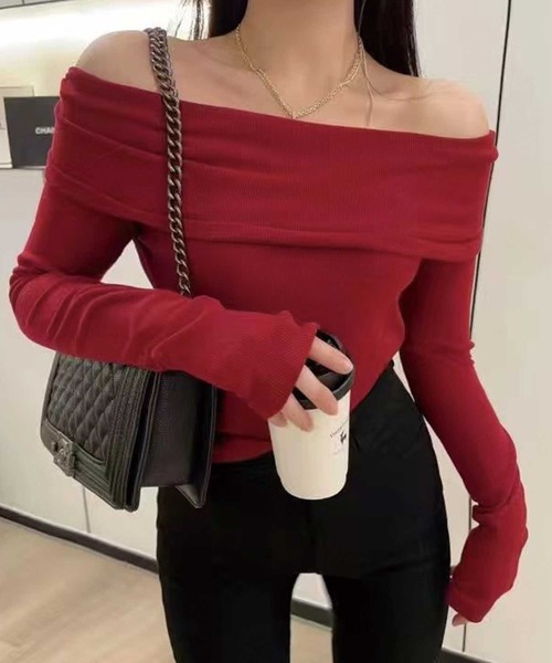 SPIGA（スピーガ）の「オフショルダートップス（Tシャツ/カットソー・レディース・ホワイト/ベージュ/レッド/ブラウン/ピンク/ブラック・FREE）」の6枚目の写真