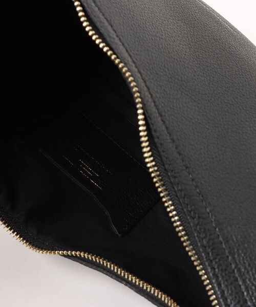 CHRISTIAN VILLA(クリスチャンヴィラ)の「ムーンショルダーバッグ《CHRISTIAN VILLA》(ショルダーバッグ・レディース・ブラック/ベージュ・フリー)」の12枚目の写真