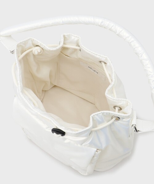 GALLEST(ギャレスト)の「パール調巾着(ハンドバッグ・レディース・シルバー/ゴールド・00)」の9枚目の写真