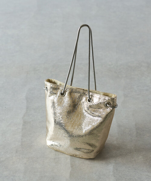 un dix cors(アンディコール)の「【cache cache(カシュカシュ)】スネークチェーンメタリックミニバッグ(トートバッグ・レディース・シルバー/ゴールド・FREE)」の4枚目の写真