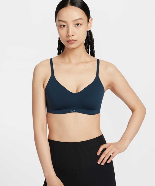 NIKE(ナイキ)の「ナイキ アレート ミニマリスト ウィメンズ ライトサポート パッディド コンバーチブル スポーツブラ / Nike Alate Minimalist Women's Light-Support Padded Convertible Sports Bra FQ3551-478 Armory Navy(スポーツブラ・レディース・ブルー系その他・2XL(A-B)/2XL(C-E)/L(A-B)/L(C-E)/M(A-C)/M(C-E)/S(A-C)/XL(C-E)/A65)」の1枚目の写真