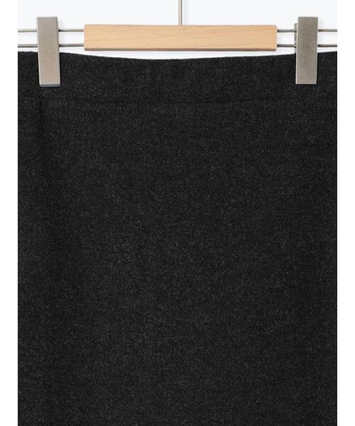 Samansa Mos2 blue(サマンサモスモスブルー)の「ウールライクパイピングスカート(スカート・レディース・ブラック/ブラウン/グレー・F)」の11枚目の写真