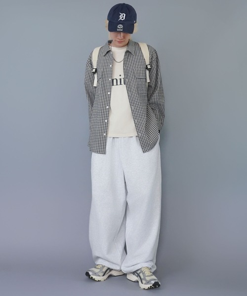 SPINNS(スピンズ)の「ナイロンリュック/コード(バックパック/リュック・メンズ・ブラック/オフホワイト・ONESIZE)」の4枚目の写真