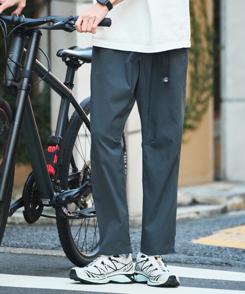FREAK'S STORE(フリークスストア)の「限定展開 AiRide/エアライド ベーシックシルエット クライミングパンツ(その他パンツ・メンズ・チャコールグレー/ブラック/ネイビー/グレイッシュベージュ・LARGE/MEDIUM/SMALL)」の14枚目の写真