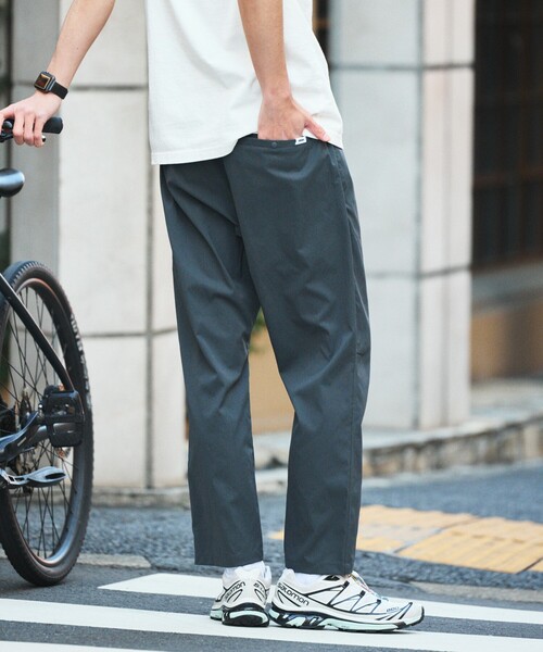 FREAK'S STORE(フリークスストア)の「限定展開 AiRide/エアライド ベーシックシルエット クライミングパンツ(その他パンツ・メンズ・チャコールグレー/ブラック/ネイビー/グレイッシュベージュ・LARGE/MEDIUM/SMALL)」の16枚目の写真