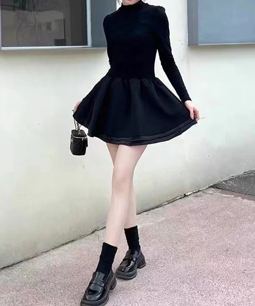 gossip!ロサンゼルス(ゴシップロサンゼルス)の「ハイネック リブニット フレアミニワンピース レディース 長袖 ウエストマーク(ワンピース・レディース・ブラック・L/M/S)」の4枚目の写真