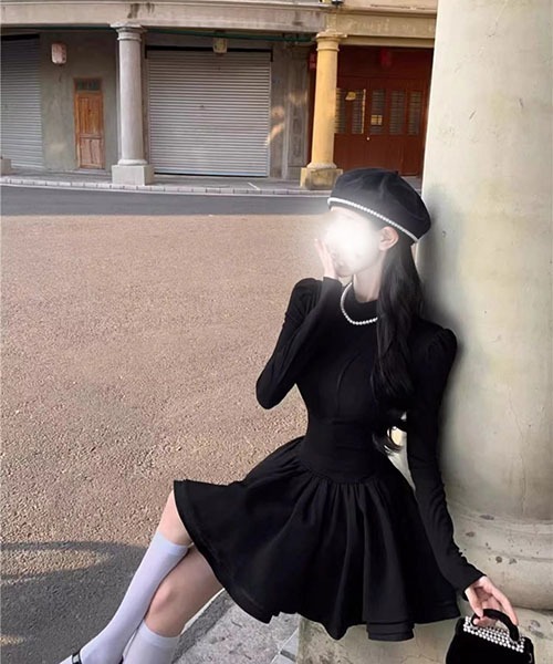 gossip!ロサンゼルス(ゴシップロサンゼルス)の「ハイネック リブニット フレアミニワンピース レディース 長袖 ウエストマーク(ワンピース・レディース・ブラック・L/M/S)」の15枚目の写真