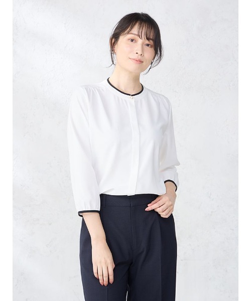 パーフェクトスーツファクトリー Perfect Suit FActory 配色バンドカラー ジョーゼットブラウス （L．グレー） セール】配色バンドカラー ジョーゼットブラウス オフホワイト